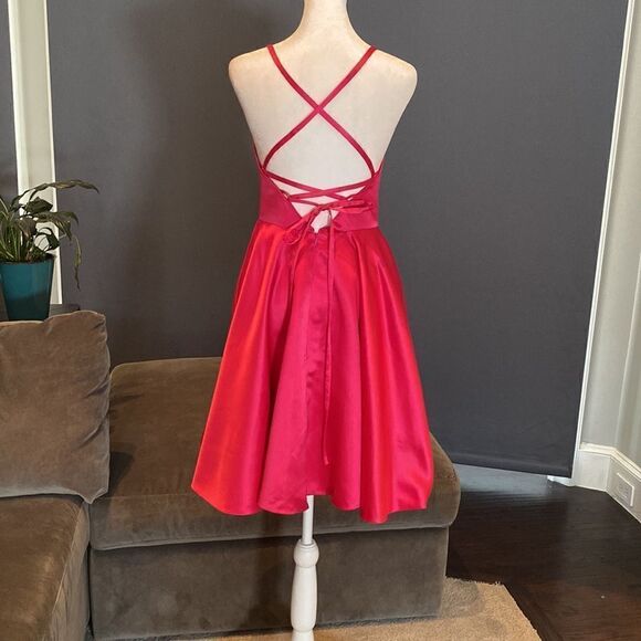 Women’s Short Pink Prom Party Homecoming Dress Criss Cross Back Ties Size 0 NWOT - Picture 6 of 12